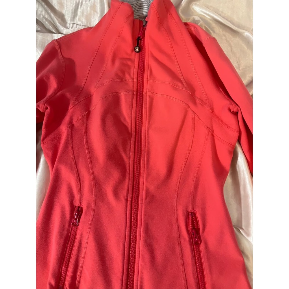 Lululemon Define Coral Orange Zip Up Jacket Athletic Athleisure Women's Size 10